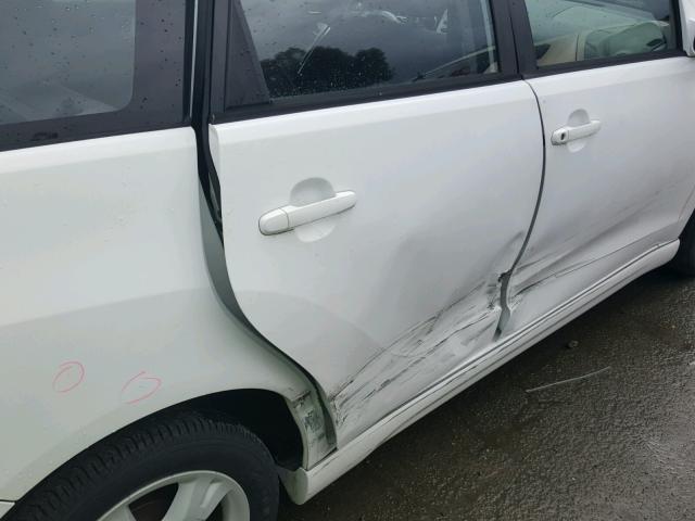 2T1KR32E73C099788 - 2003 TOYOTA MATRIX 白色 照片 9