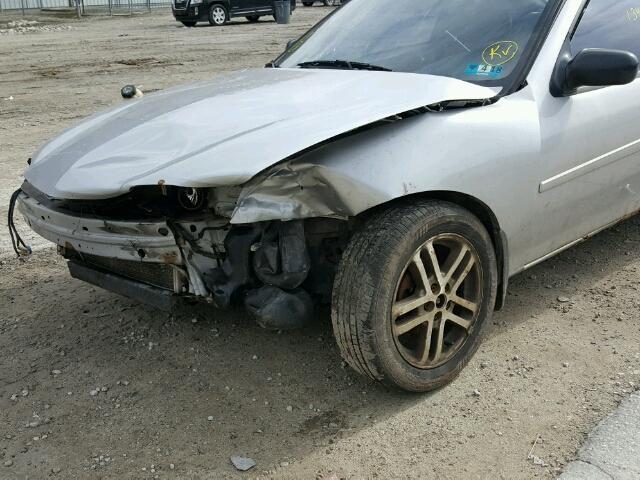 1G1JC12F837385007 - 2003 CHEVROLET CAVALIER SILVER photo 9