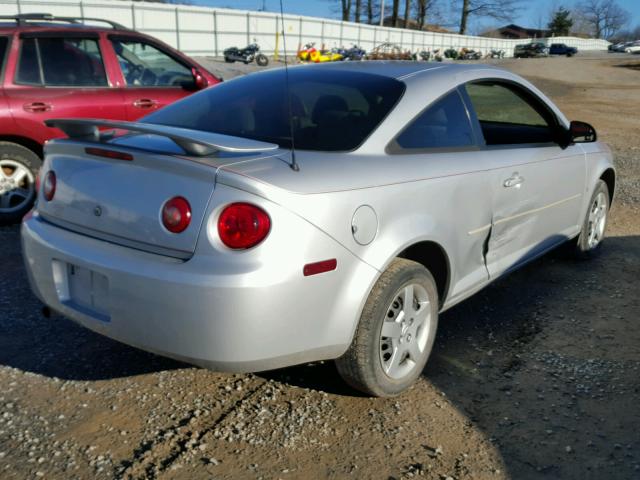 1G1AK15F377323650 - 2007 CHEVROLET COBALT LS SILVER photo 4