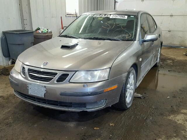 YS3FH49Y841013042 - 2004 SAAB 9-3 AERO SILVER photo 2