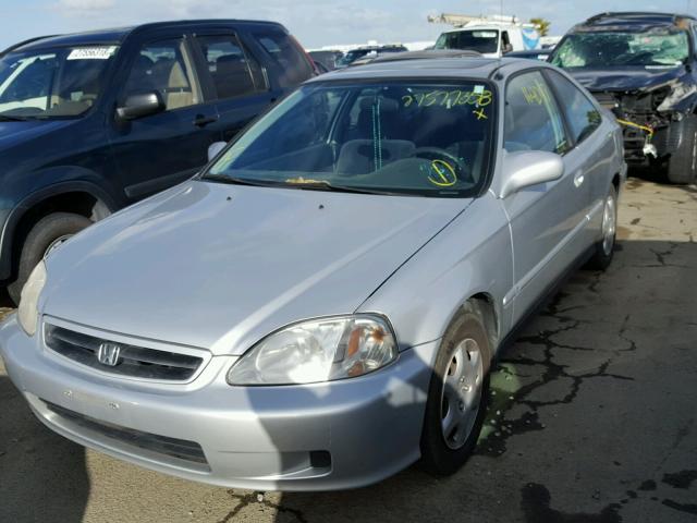 1HGEJ8142YL064703 - 2000 HONDA CIVIC EX SILVER photo 2