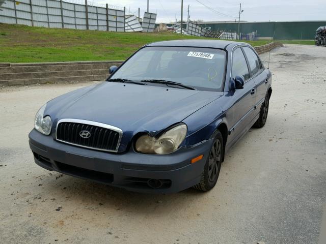 KMHWF25S22A596347 - 2002 HYUNDAI SONATA GL BLUE photo 2