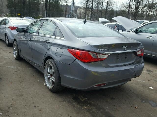 5NPEB4AC1BH068832 - 2011 HYUNDAI SONATA GLS GRAY photo 3