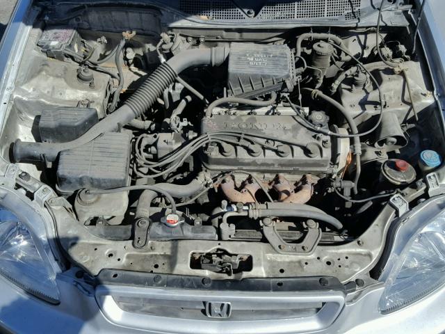 1HGEJ6221WL131290 - 1998 HONDA CIVIC DX SILVER photo 7