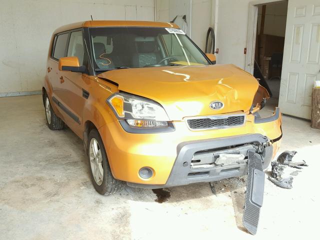 KNDJT2A2XB7248225 - 2011 KIA SOUL ORANGE photo 1