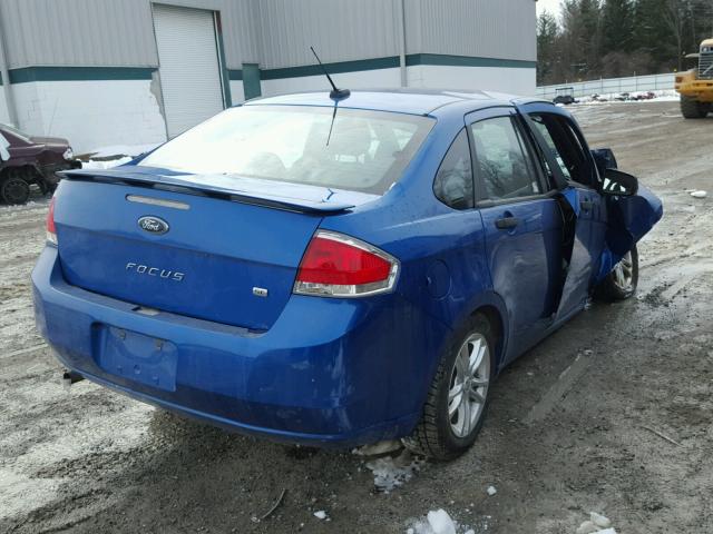 1FAHP3FN8AW147111 - 2010 FORD FOCUS SE BLUE photo 4