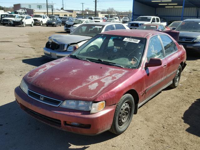 1HGCD5633TA153813 - 1996 HONDA ACCORD LX RED photo 2