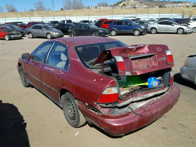 1HGCD5633TA153813 - 1996 HONDA ACCORD LX RED photo 3