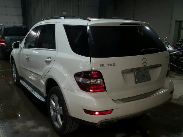 4JGBB8GB4BA714036 - 2011 MERCEDES-BENZ ML 350 4MA WHITE photo 3