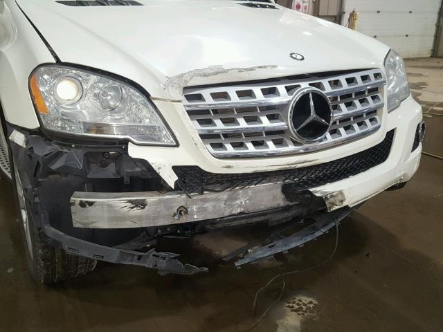 4JGBB8GB4BA714036 - 2011 MERCEDES-BENZ ML 350 4MA WHITE photo 9