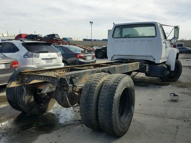 1FDNF70H2GVA22593 - 1986 FORD F700 WHITE photo 4