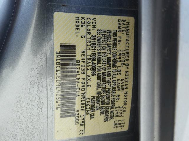 3N1BC11E09L405696 - 2009 NISSAN VERSA S SILVER photo 10