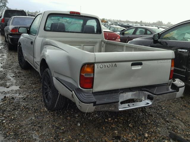 4TANL42N6YZ673391 - 2000 TOYOTA TACOMA SILVER photo 3