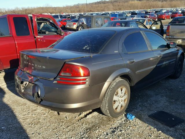 1B3EJ46XX1N597985 - 2001 DODGE STRATUS SE CHARCOAL photo 4