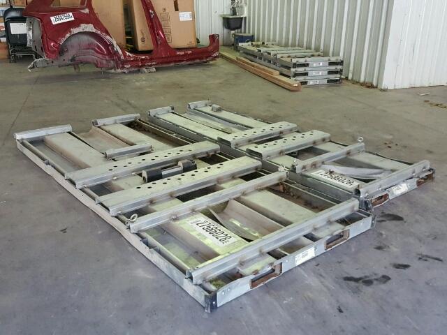 N0V1N1 - 2010 OTHE PALLET PRO SILVER photo 1