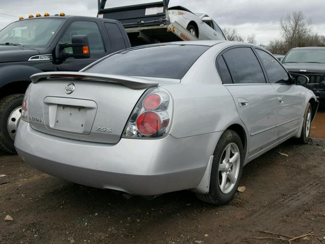 1N4AL11D95C259875 - 2005 NISSAN ALTIMA S SILVER photo 4