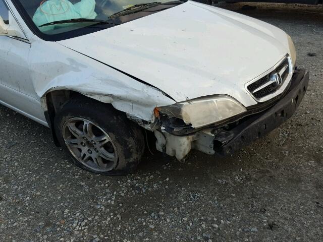 19UUA5667YA037643 - 2000 ACURA 3.2TL WHITE photo 9