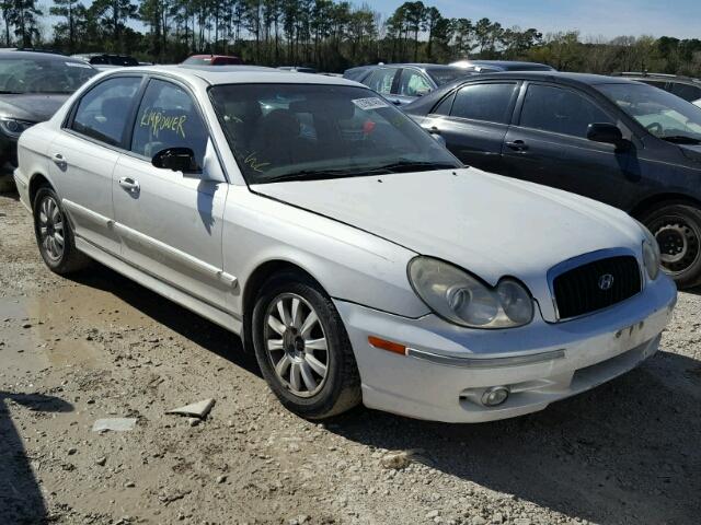 KMHWF35H82A557725 - 2002 HYUNDAI SONATA GLS WHITE photo 1