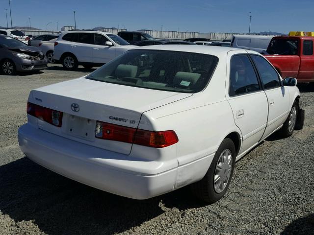 4T1BG22K31U814616 - 2001 TOYOTA CAMRY CE WHITE photo 4