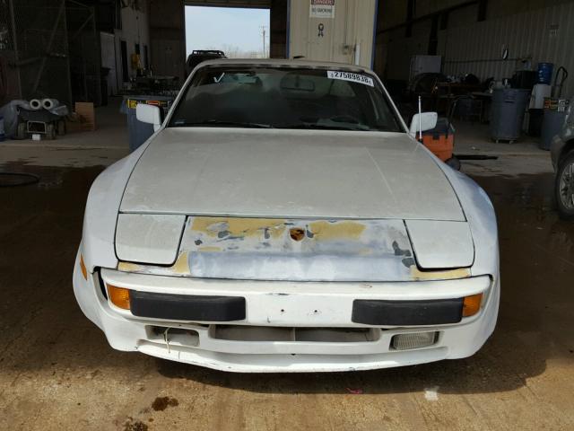 WP0AA0942EN459919 - 1984 PORSCHE 944 WHITE photo 9