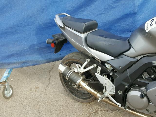 JS1VP53A492100293 - 2009 SUZUKI SV650 GRAY photo 6