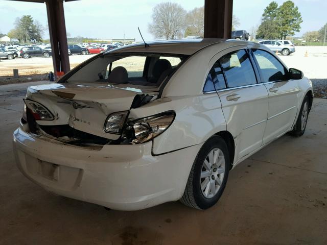 1C3LC46KX7N521670 - 2007 CHRYSLER SEBRING WHITE photo 4