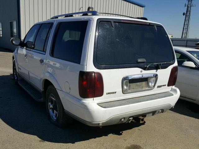 5LMFU28R31LJ16508 - 2001 LINCOLN NAVIGATOR WHITE photo 3