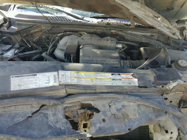 5LMFU28R31LJ16508 - 2001 LINCOLN NAVIGATOR თეთრი ფოტო 7