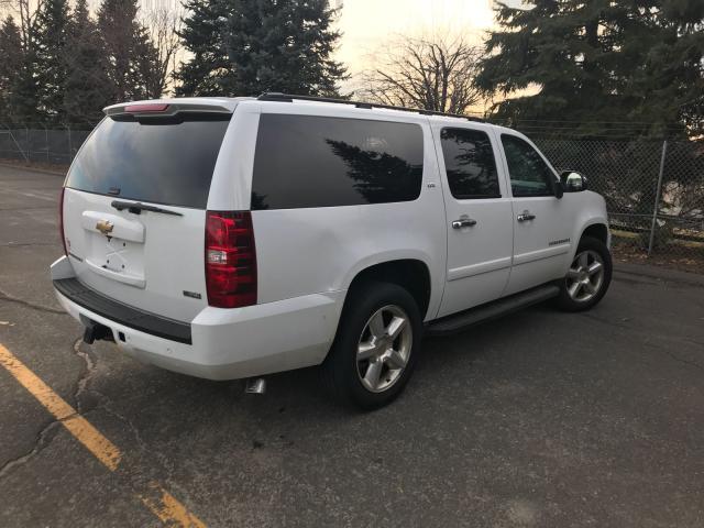 1GNFK16368J218985 - 2008 CHEVROLET SUBURBAN K WHITE photo 4