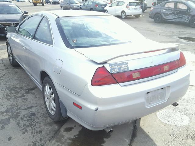 1HGCG22551A016902 - 2001 HONDA ACCORD EX SILVER photo 3