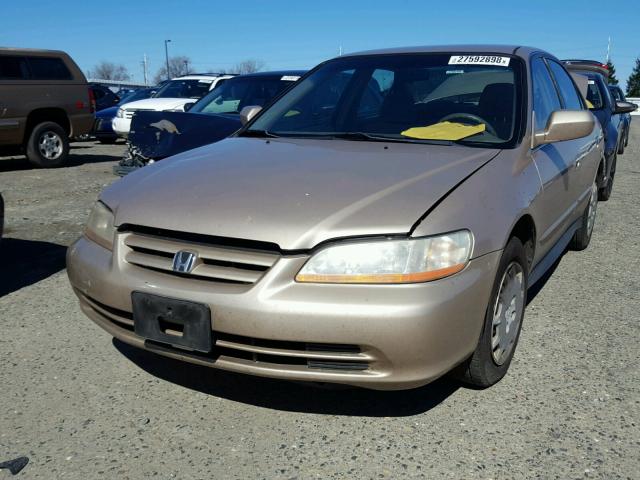 3HGCG66501G701599 - 2001 HONDA ACCORD LX TAN photo 2