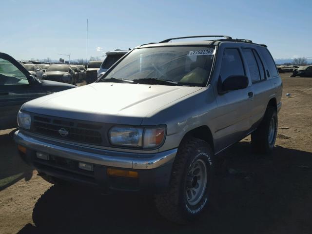 JN8AR05Y4WW259707 - 1998 NISSAN PATHFINDER SILVER photo 2