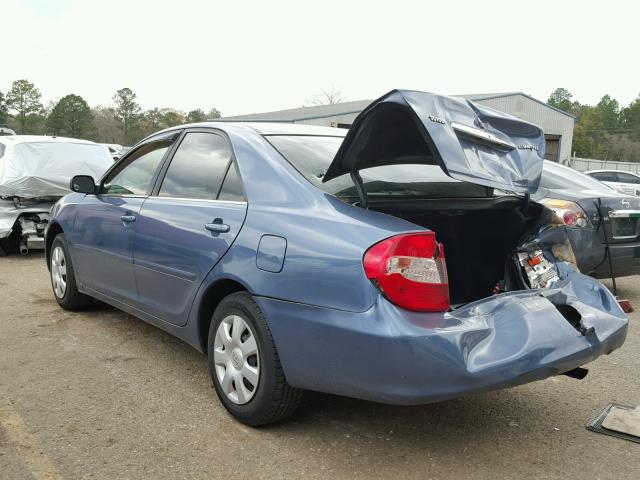 4T1BE32K13U684804 - 2003 TOYOTA CAMRY LE BLUE photo 3