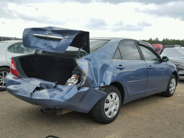 4T1BE32K13U684804 - 2003 TOYOTA CAMRY LE BLUE photo 4