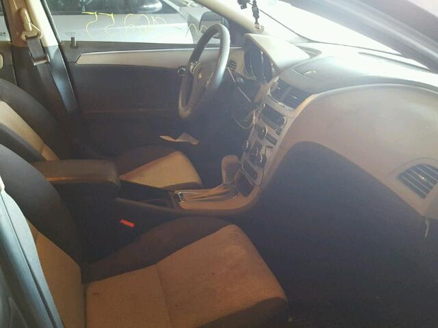 1G1ZB5E08CF169880 - 2012 CHEVROLET MALIBU LS 银色 照片 5