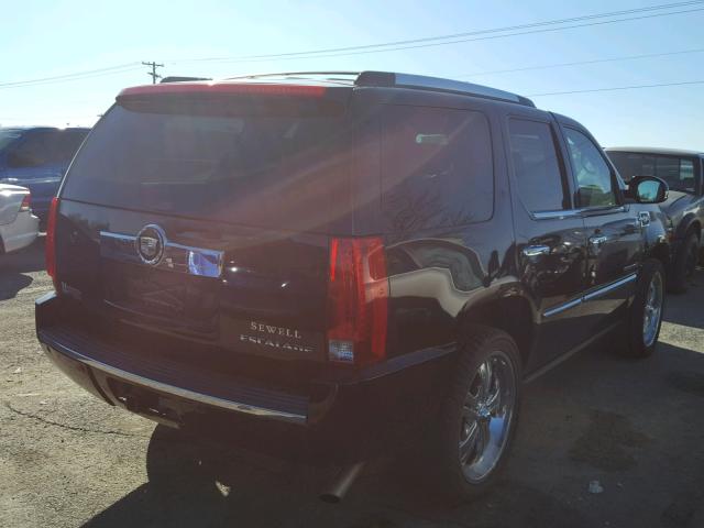 1GYFC43559R158790 - 2009 CADILLAC ESCALADE H BLACK photo 4