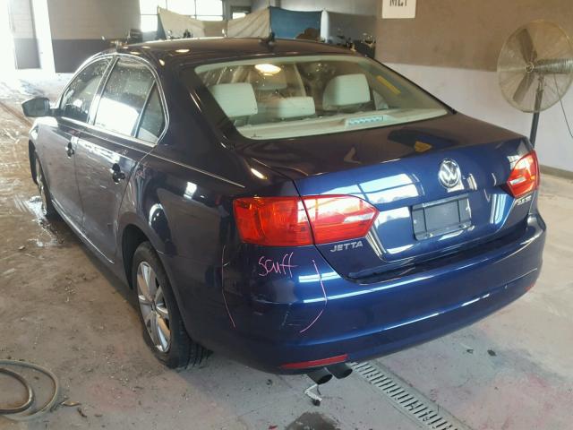 3VWDP7AJ7DM351775 - 2013 VOLKSWAGEN JETTA SE BLUE photo 3