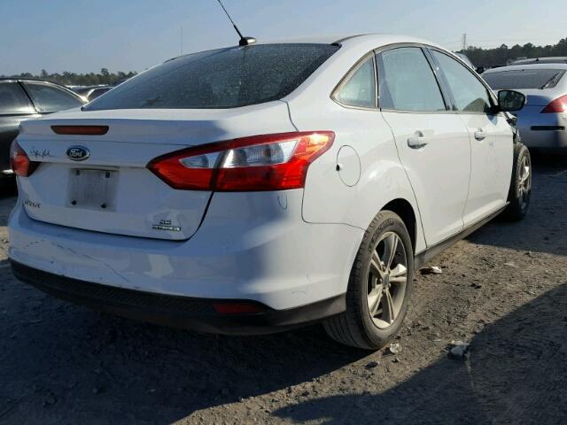 1FADP3F24DL157712 - 2013 FORD FOCUS SE WHITE photo 4