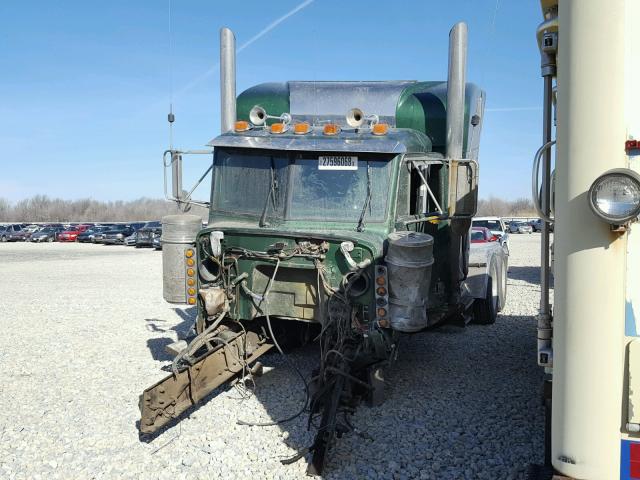 1XP5DB9XXTD396004 - 1996 PETERBILT 379 GREEN photo 2