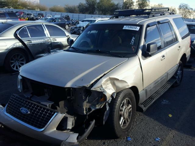 1FMPU16565LA00663 - 2005 FORD EXPEDITION GOLD photo 2