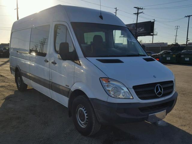 WD4PE8CC4D5729301 - 2013 MERCEDES-BENZ SPRINTER 2 WHITE photo 1