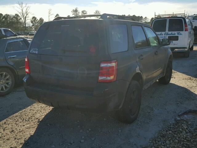 1FMCU93108KE21366 - 2008 FORD ESCAPE XLT BLACK photo 4