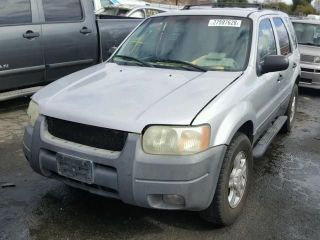 1FMYU93103KE13525 - 2003 FORD ESCAPE XLT SILVER photo 2