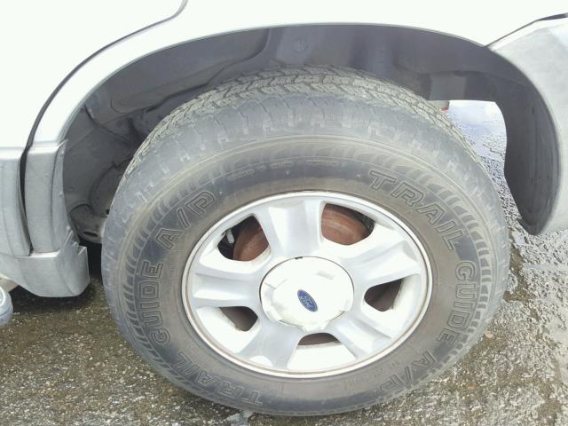 1FMYU93103KE13525 - 2003 FORD ESCAPE XLT SILVER photo 9