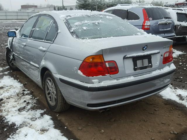 WBAAM3340YCA91838 - 2000 BMW 323 I SILVER photo 3