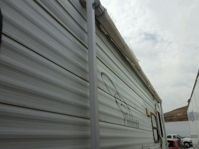 1EB1R252441596907 - 2004 PION TRAILER WHITE photo 10