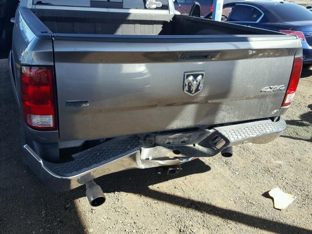 1C6RD7JT4CS272869 - 2012 DODGE RAM 1500 L GRAY photo 9