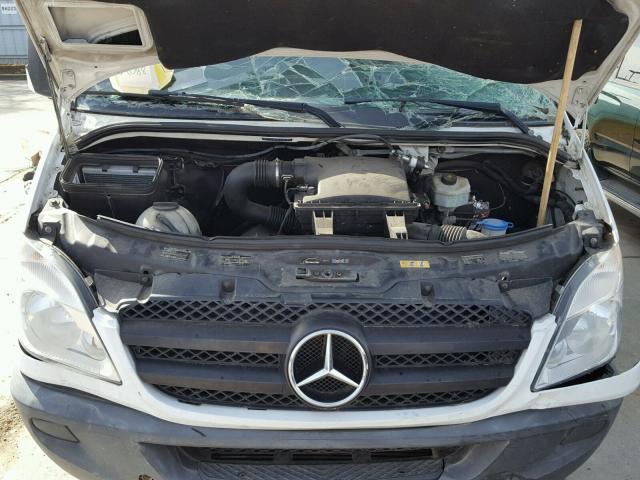 WD3PE7CC4C5639529 - 2012 MERCEDES-BENZ SPRINTER 2 WHITE photo 7