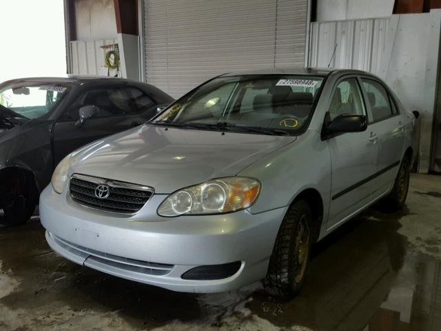 2T1BR32E47C846639 - 2007 TOYOTA COROLLA CE SILVER photo 2