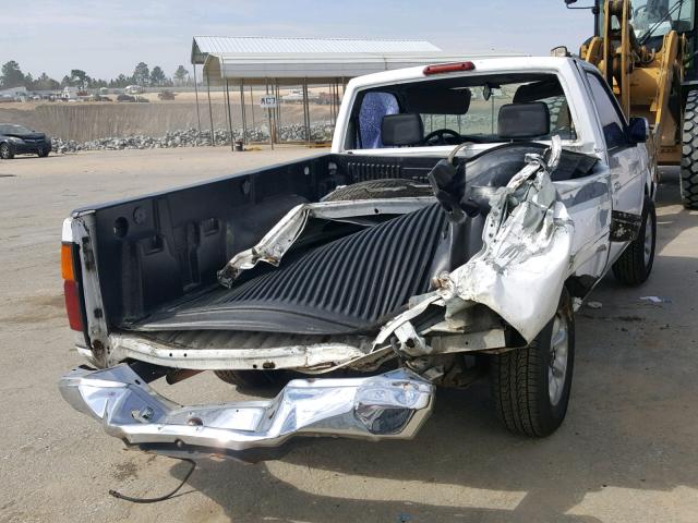 1N6SD11S2TC338664 - 1996 NISSAN TRUCK BASE WHITE photo 4